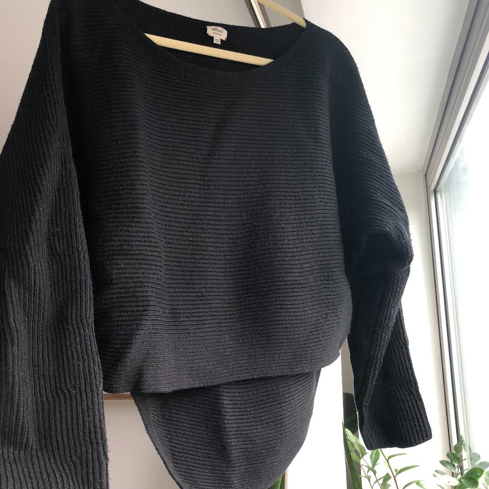 Aritzia | Wilfred Crop Sweater | Black | M